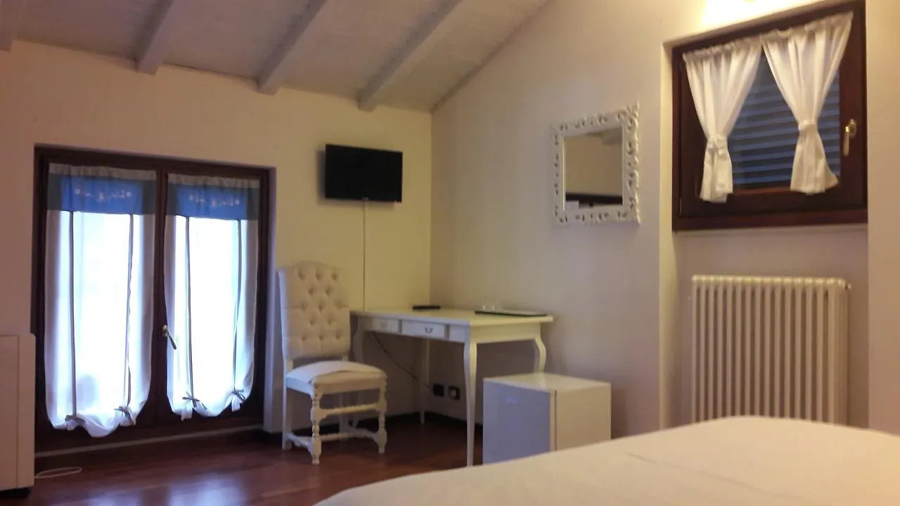 B&B Como Lake Cottage Lecco 3*,  Italy
